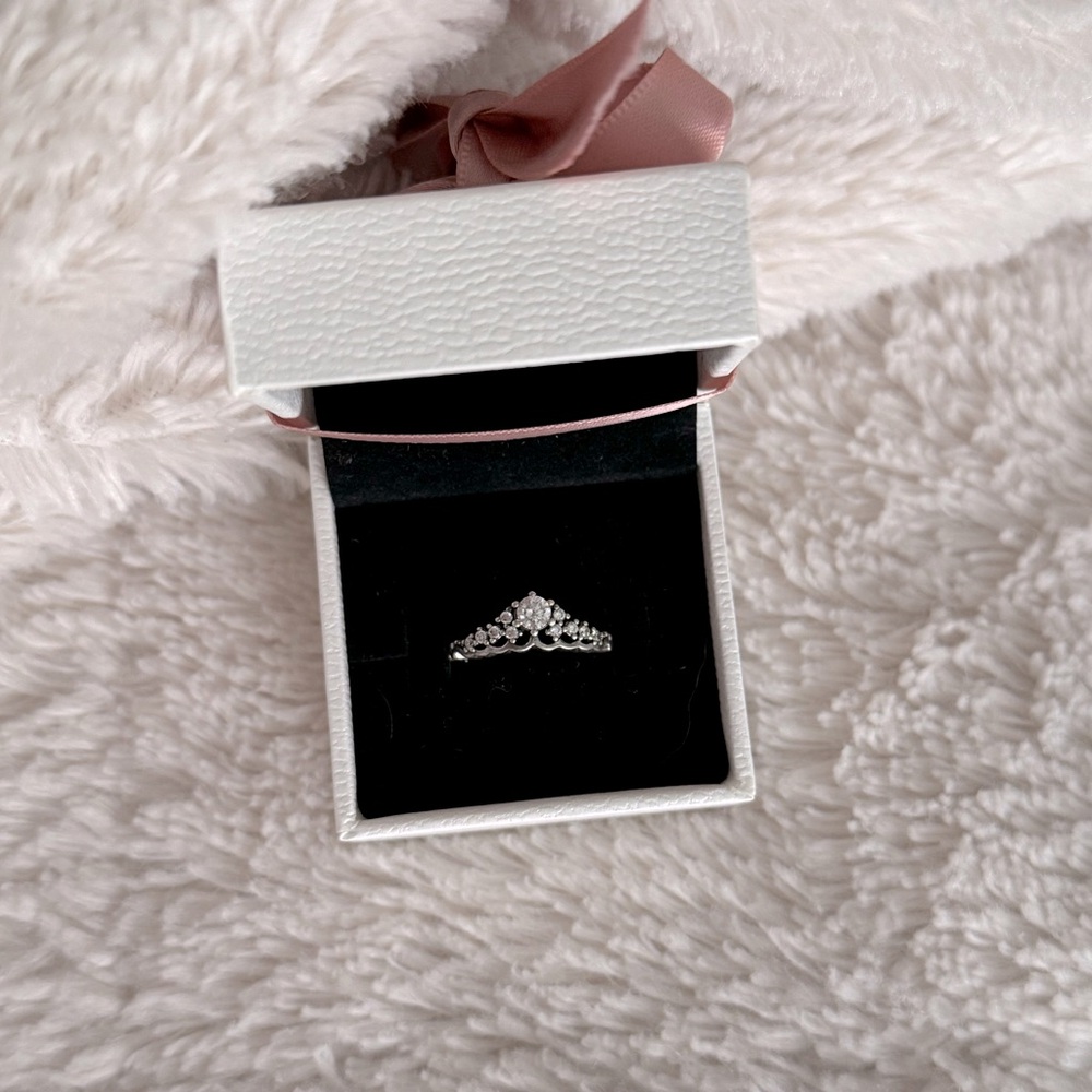 Pandora Tiara Ring